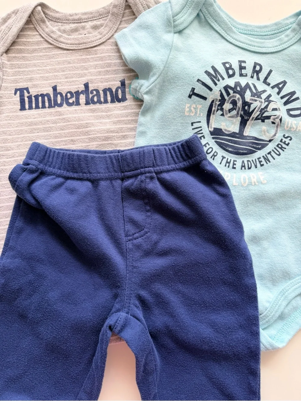 Nike Timberland Baby Boy Outfit Lot 12M Tracksuit Bodysuits Pants Bundle - Picture 9 of 12